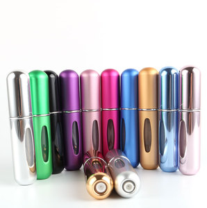 Mini Botella <span class=keywords><strong>de</strong></span> Perfume Recargable <span class=keywords><strong>de</strong></span> Aluminio OEM con Piezas <span class=keywords><strong>de</strong></span> Plástico PP, Ventana con Serigrafía, Recubrimiento UV, Bomba <span class=keywords><strong>de</strong></span> Recarga, <span class=keywords><strong>Estuche</strong></span> <span class=keywords><strong>de</strong></span> Viaje - Product Image 3