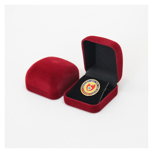 Yerllsom Scatola Portagioie Personalizzata Semplice Portatile Piccola in Smalto Morbido Romantica Dolce per Anello di Fidanzamento, Confezione Promozionale per Spilla da Bavero - Product Image 2