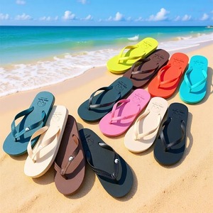 Nouvelles sandales décontractées pour hommes, style simple, couleur unie, antidérapantes, pour étudiants, <span class=keywords><strong>et</strong></span> sandales d'été en gros pour femmes - Product Image 4