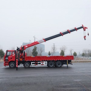 Camion grue télescopique FAW 8x4 fiable de 25 tonnes, grue Loory de 30 tonnes avec moteur de 420 CV pour la construction - Product Image 5