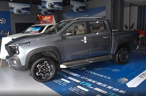 شاحنات بيك آب هنتر شاجن مستعملة في المدى الممتد ، 470N.m 2wd 4wd صياد شنان F70