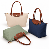 Sac à bandoulière chic pour femme en cuir PU résistant à l'eau avec doublure en polyester et fermeture éclair, idéal pour les trajets quotidiens, le bureau et les rendez-vous