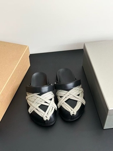 Sandales d'été noires respirantes pour l'extérieur, à bout rond et semelle souple, confortables pour la plage, légères - Product Image 3