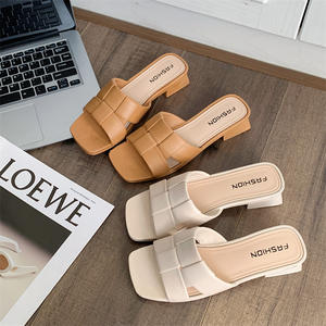 Sandalias de Verano de Alta Calidad para Mujer, Estilo Nuevo, Color Sólido, Tacón Bajo Grueso, Moda de Playa, Tejidas en Cuero con una Sola Correa - Product Image 6