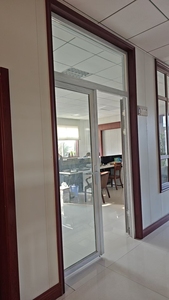 <span class=keywords><strong>Porte</strong></span> <span class=keywords><strong>d</strong></span>'<span class=keywords><strong>entrée</strong></span> moderne à double battant en verre, étanche, avec <span class=keywords><strong>rideau</strong></span> suspendu, pour usage hôtelier - Product Image 2