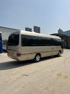 Autobús Usado de 20 Plazas, Manual, Gasolina, Euro 4, Año 2017, en Venta - Product Image 3