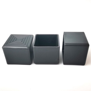 Protection de pieds carrée en PVC 25x25mm noire, durable, pour meubles - Product Image 3