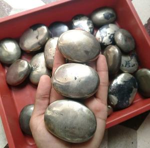 Piedras de Pirita Hechas a Mano al por Mayor, Gemas Metafísicas, Amuleto de Feng Shui, Regalo Empresarial, Artesanías de Cristal, Figuritas Naturales - Product Image 1
