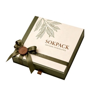 Boîte cadeau personnalisée style <span class=keywords><strong>livre</strong></span> à couvercle rabattable pour chocolats et bonbons, 24 compartiments, <span class=keywords><strong>en</strong></span> carton rigide avec insert <span class=keywords><strong>en</strong></span> plastique, boîte à bonbons - Product Image 5