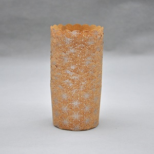 Molde de Papel Desechable para Panettone Pequeño <span class=keywords><strong>5950</strong></span> - Diámetro de la Base 59 mm <span class=keywords><strong>x</strong></span> Altura 50 mm - Product Image 6