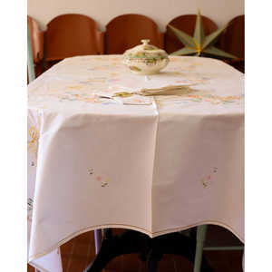 Nappe rectangulaire en coton et lin avec broderie colorée et 12 serviettes, accessoire de salle à manger écologique de marque - Product Image 2