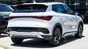 2023 B YD Atto 3 Auto Eléctrico de Cuatro Ruedas - Product Image 3