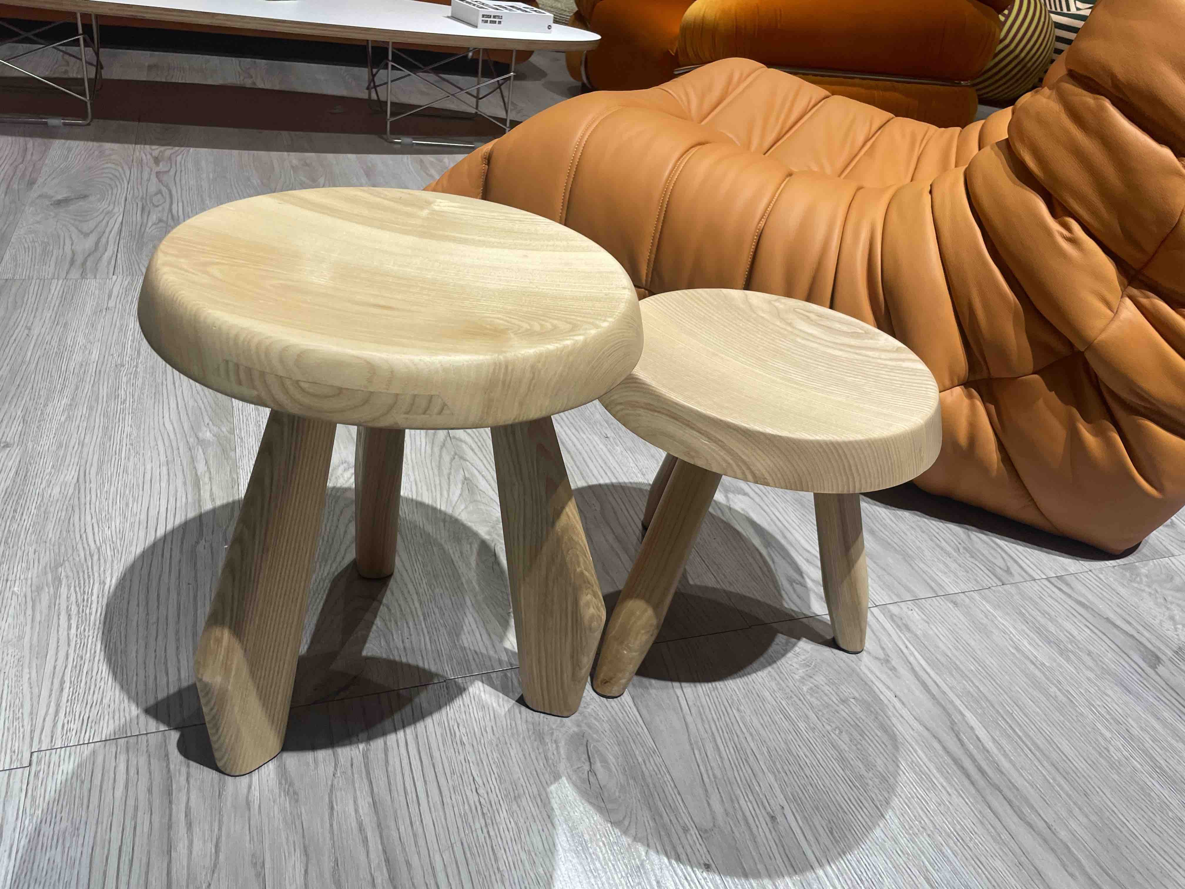 สีไม้ธรรมชาติ