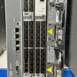 Commutateur Ethernet AC/DC Juniper MX104 POE 32 ports (320GE-SFP <span class=keywords><strong>1RE</strong></span> 1XFP) 2 PSU 2,56 Tbps Licence Perpetuelle Premium - Product Image 5