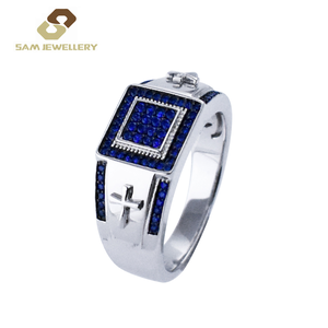 Anello di Lusso da Uomo con Zaffiro Blu, Anello a Fascia Larga con Croce Religiosa, Anello di Fidanzamento e Matrimonio per Uomo - Product Image 1