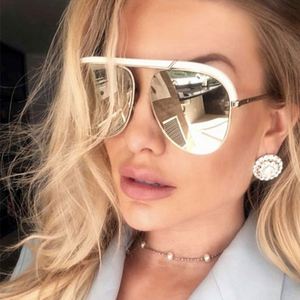 Lunettes de soleil ovales rétro de luxe pour femmes, tendance 2019, avec verres miroir, protection UV400, surdimensionnées - Product Image 1
