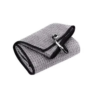 Serviette de golf pliable en trois parties en microfibre à motif gaufré - Product Image 3