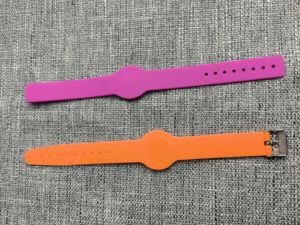 Biểu tượng tùy chỉnh RFID dây đeo cổ tay 125kzh13.56mhz không thấm nước <span class=keywords><strong>NFC</strong></span> Mini <span class=keywords><strong>Tag</strong></span> cho công viên khách sạn hồ bơi cửa truy cập thẻ thành viên - Product Image 6