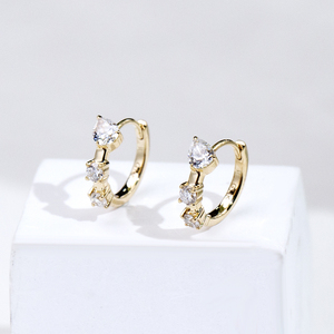 ต่างหูเพชรทองคำขาว 18K รุ่น MSE-951 จาก Messi Jewelry สำหรับผู้หญิง - Product Image 2