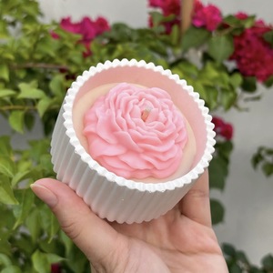 Bougie à la camomille en pot en plâtre, cire de soja, parfum pêche blanche et Oolong, cadeau créatif, vente en gros, <span class=keywords><strong>atelier</strong></span> DIY, bougies en forme de fleur - Product Image 2
