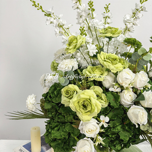 ลูกบอลดอกไม้ประดิษฐ์จากผ้าไหมสำหรับตกแต่งโต๊ะงานแต่งงาน สีเขียวและสีขาว ขนาดใหญ่ สำหรับตกแต่งงานแต่งงาน - Product Image 3