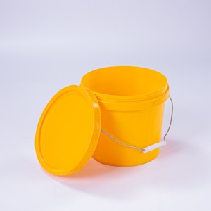Cubo <span class=keywords><strong>de</strong></span> Plástico Redondo <span class=keywords><strong>de</strong></span> 2 Galones (9L) con Tapa <span class=keywords><strong>de</strong></span> Rosca y Logotipo Personalizable, Envase Sólido - Product Image 2