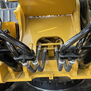 รถขุดตีนตะขาบ CAT 323 มือสอง ขนาด 23 ตัน ระบบไฮดรอลิก ยี่ห้อแคตเตอร์พิลลาร์ สำหรับงานก่อสร้าง - Product Image 5