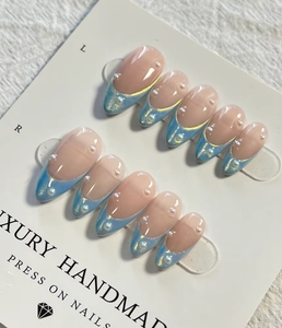Venta al por Mayor de 10 <span class=keywords><strong>Uñas</strong></span> Postizas Francesas <span class=keywords><strong>Doradas</strong></span> Pintadas a Mano, <span class=keywords><strong>Uñas</strong></span> Acrílicas de Lujo Hechas a Mano de Alta Calidad - Product Image 2