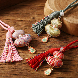 Nouveau collier pendentif gourde en brocart de style chinois pour femmes, style patrimoine culturel immatériel, longue chaîne pour pull - Product Image 2