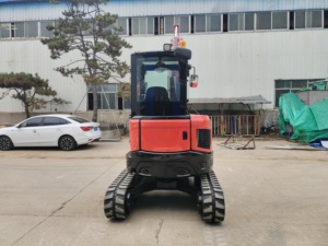 รถขุดขนาด 3.5 ตัน ยี่ห้อใหม่ ราคาโรงงาน เครื่องยนต์ Kubota รถขุดขนาดเล็ก มาตรฐาน EPA/CE พร้อมเครื่องปรับอากาศ ล้อยาง - Product Image 5