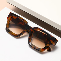 Lunettes de soleil à monture épaisse, monture intégrale carrée, style tendance, UV400 anti-reflet, port en extérieur, design unisexe, logo personnalisé disponible