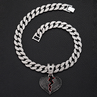 Pendentif Cœur Brisé Doré Sertie de Pierres avec Chaîne Cubaine pour Streetwear Hip Hop et Bijoux Cadeau pour Couples