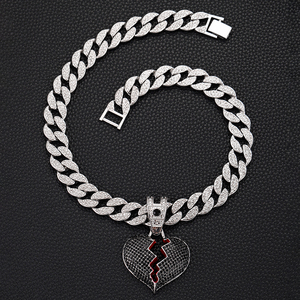 Ciondolo a Cuore Spezzato Dorato con Diamanti e Catena Cubana per Streetwear Hip Hop e Gioielli Regalo per Coppie - Product Image 5