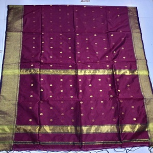 Arte textil tejido a mano tradicional de Maheshwari Sarees hecho a medida de Maheshwar para ropa de oficina y fiestas festivas - Product Image 3