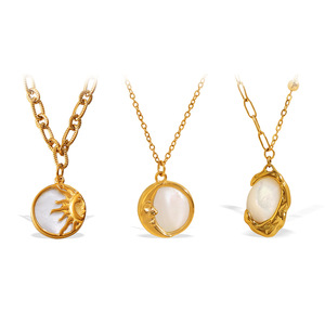 Collar con Colgante de Concha Blanca Lunar, Acero Inoxidable, Chapado en Oro de 18K, Estilo Retro, Joyería de Moda - Product Image 5