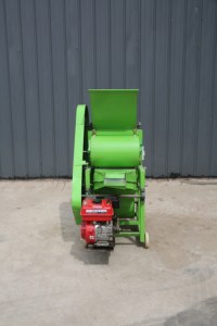 Machine à décortiquer les cacahuètes, machine à écaler les cacahuètes, machine à décortiquer les fruits de cacahuètes pour l'extraction d'huile - Product Image 2