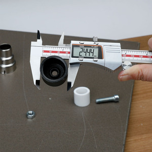 <span class=keywords><strong>Calibrador</strong></span> Digital <span class=keywords><strong>Vernier</strong></span> con Pantalla LCD Retroiluminada 2026, Escala de Acero Inoxidable de 200 mm, Precisión de 0.01 mm, Acabado Cromado Satinado, Estándar para el Hogar - Product Image 2