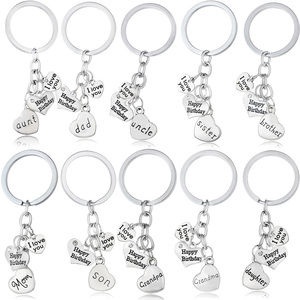 Family Birthday Gift Metal Key Chains Grandpa grandma Mom Dad Aunt Uncle Sister Brother Daughter Son Car Bag Key Chain Holder