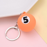 Llavero de PVC con bola de billar de simulación al por mayor, mini llavero de bola para llaveros elegantes, colgante para mochila, regalo
