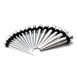 10 जोड़े स्टेनलेस स्टील के टपर्स और प्लग एक्संडर कान गेज शरीर महिला पुरुषों की शादी के लिए गहने किट - Product Image 1