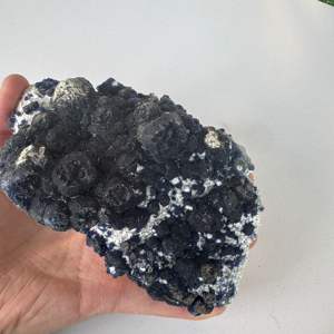 ควอตซ์ฟลูออไรต์คุณภาพสูงขายส่ง คริสตัลฟลูออไรต์บลูเบอร์รี่ แร่ธาตุหินคริสตัลสำหรับเป็นของขวัญ - Product Image 4