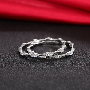 Orecchini a Cerchio Geometrici Marquise per Donne, Design Audace e Unico, Gioielli di Moda - Product Image 6