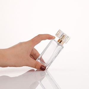 Alta Qualidade Triangular Prism 30ml 45ml Triângulo Vidro Perfume Garrafas Lid & Pump Pulverizador Atacado - Product Image 6