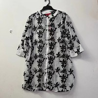 Lots de surplus de stock – Blouse brodée en polyester à manches courtes style chinois pour femme grande taille