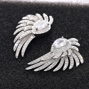 Orecchini a Perno con Ali d'Angelo per Donne, Gioielli Eleganti e alla Moda - Product Image 6