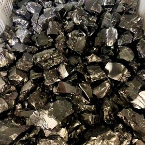 <span class=keywords><strong>Pietre</strong></span> Grezze di Scungite Naturale di Alta Qualità all'Ingrosso, <span class=keywords><strong>Cristalli</strong></span> di Scungite Non Lucidati per Cristalloterapia - Product Image 3
