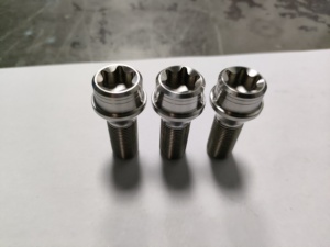 Pernos de Rueda de Aleación de Titanio Personalizados, Pernos de Fijación M12x1.5 M14x1.25 Grado 5 Ti-6Al-4V Acabado Liso para <span class=keywords><strong>BMW</strong></span> Audi Mercedes - Product Image 4