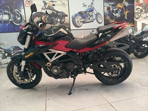 Motocyclette à essence d'occasion Benelli Huanglong, quatre cylindres, refroidie par eau, 600 cm³ - Product Image 6