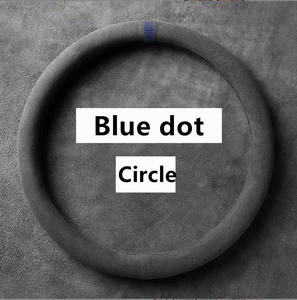 Funda de cuero para <span class=keywords><strong>volante</strong></span> de cuatro estaciones para General Motors Cars Fur Style con lunares rojos - Product Image 3