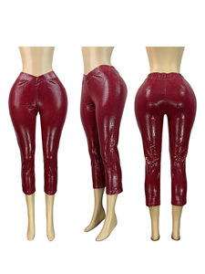 C2050 Nuevas Llegadas Conjunto de Dos Piezas de Punto con Camiseta sin Mangas con Cuello Redondo y Estampado de Letras y Pantalones Cortos Casuales - Product Image 5